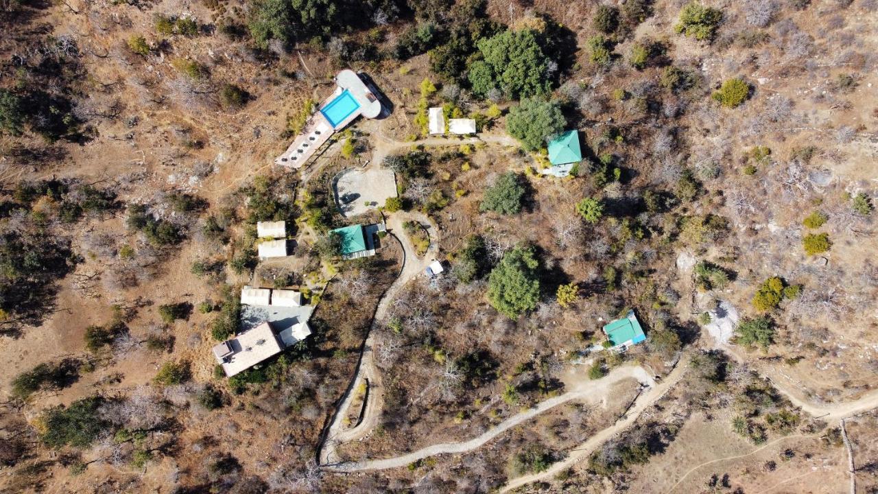 The Sky Imperial Jungle Camp Resort クンバルガル エクステリア 写真
